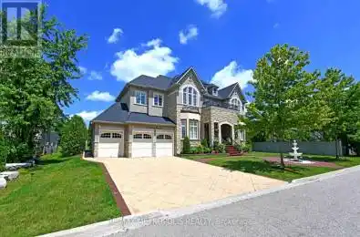 8 Manor Markham Ontario L6C3H1