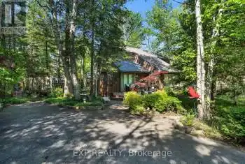 180 Brophy's Lane, Blue Mountains (Blue Mountain Resort Area), Ontario L9Y0K5, 5 Bedrooms Bedrooms, ,2 BathroomsBathrooms,All Houses,For Sale,Brophy's,X8374878