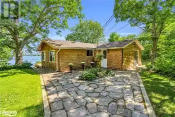 1025 MORRISON LAKE Road, Kilworthy, Ontario P0E1G0, 3 Bedrooms Bedrooms, ,1 BathroomBathrooms,All Houses,For Sale,MORRISON LAKE,40617322