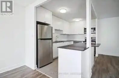 75 Avenue Unit 805 Toronto E03 Ontario M4C5N3