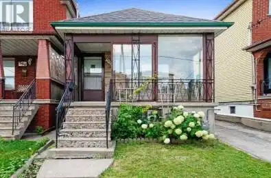 396 Avenue Toronto W03 Ontario M6E4J3