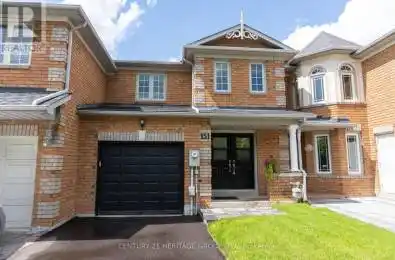 151 Circle Aurora Ontario L4G7G1