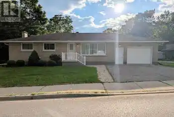 23 TILLSON Avenue, Tillsonburg, Ontario N4G2Z7, 3 Bedrooms Bedrooms, ,1 BathroomBathrooms,All Houses,For Sale,TILLSON,X10744905