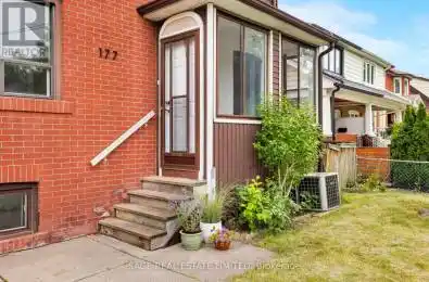 177 Avenue Toronto W03 Ontario M6E4K5