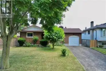 24 SHADE TREE Crescent, St. Catharines, Ontario L2M7G5, 3 Bedrooms Bedrooms, ,2 BathroomsBathrooms,All Houses,For Sale,SHADE TREE,40618228