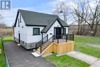 10 Bayside Avenue, Hamilton (Hamilton Beach), Ontario L8H7B4, 4 Bedrooms Bedrooms, ,3 BathroomsBathrooms,All Houses,For Sale,Bayside,X9041997