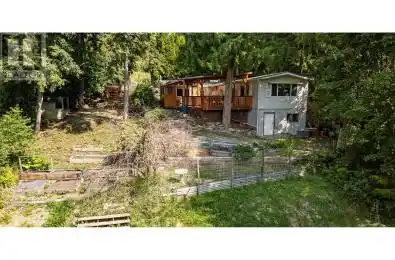 1243 Lee Creek Drive Lee Creek British Columbia V0E1M4