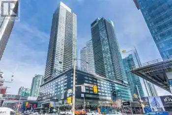 65 Bremner Blvd Unit# 1702, Toronto, Ontario M5J 0A7, 2 Bedrooms Bedrooms, 5 Rooms Rooms,2 BathroomsBathrooms,Condo,Rented,Bremner,C9047291