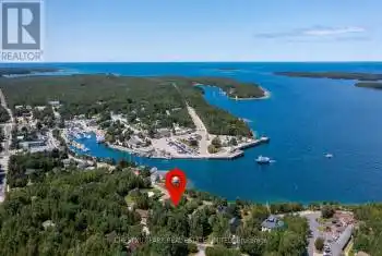 60 Bay Street, Northern Bruce Peninsula, Ontario N0H2R0, ,Commercial,For Sale,Bay,X9047190