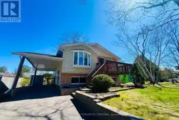 381 Zoo Park Road, Wasaga Beach, Ontario L9Z1S7, 3 Bedrooms Bedrooms, ,2 BathroomsBathrooms,All Houses,For Sale,Zoo Park,S9048379