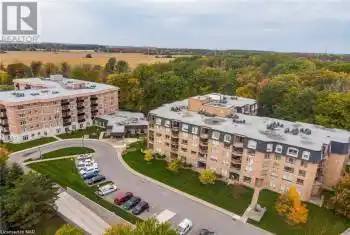 8111 FOREST GLEN Drive Unit# 109, Niagara Falls (208 - Mt. Carmel), Ontario L2H2Y7, 2 Bedrooms Bedrooms, ,2 BathroomsBathrooms,Condo,For Sale,FOREST GLEN,X9414212