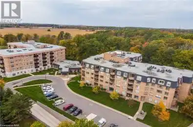 8111 FOREST GLEN Drive Unit# 109 Niagara Falls Ontario L2H2Y7