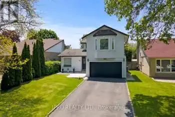 12 Charing Drive, Mississauga (Streetsville), Ontario L5N1E9, 5 Bedrooms Bedrooms, ,4 BathroomsBathrooms,All Houses,For Sale,Charing,W9055943