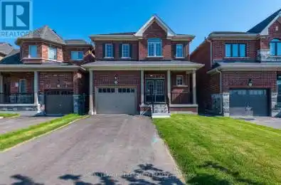 61 Way Clarington Ontario L1E0E8