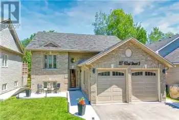 117 62ND Street, Wasaga Beach, Ontario L9Z2Z4, 5 Bedrooms Bedrooms, ,3 BathroomsBathrooms,All Houses,For Sale,62ND,40596977