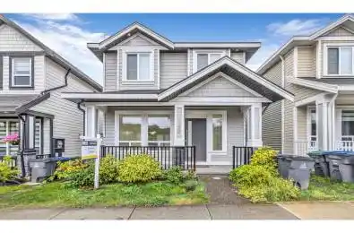 14452 Unit 14452 Surrey British Columbia V3S2C2