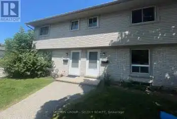 700 PAISLEY Rd Unit# 44, Guelph, Ontario N1K 1A3, 3 Bedrooms Bedrooms, 8 Rooms Rooms,1 BathroomBathrooms,All Houses,Sold,PAISLEY,X9231340