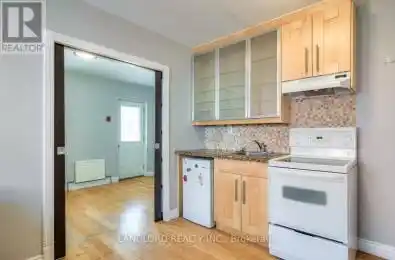 198 Avenue Unit 301 Toronto W01 Ontario M6K2R9