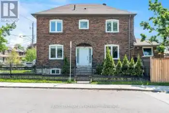 290 Westmount Avenue Unit# Main, Toronto (Oakwood Village), Ontario M6E3N1, 3 Bedrooms Bedrooms, ,2 BathroomsBathrooms,All Houses,For Rent,Westmount,C9233959