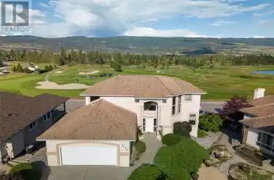 3076 Crescent Kelowna British Columbia V1V2A1