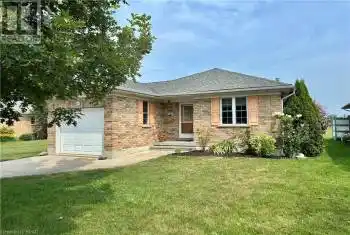 250 BETHUNE Crescent, Goderich, Ontario N7A4M6, 3 Bedrooms Bedrooms, ,3 BathroomsBathrooms,All Houses,For Sale,BETHUNE,40628386