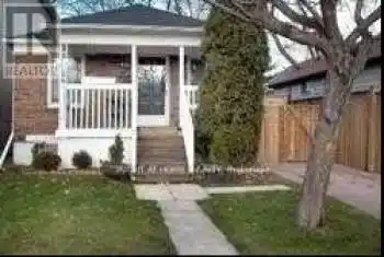 268 Maplehurst Ave Unit# Main, Toronto, Ontario M2N 3C4, 2 Bedrooms Bedrooms, 5 Rooms Rooms,1 BathroomBathrooms,All Houses,Rented,Maplehurst,C9237272