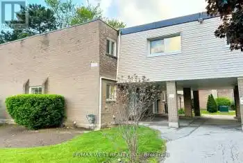 433 Silverstone Dr Unit# 29, Toronto, Ontario M9W 3K7, 4 Bedrooms Bedrooms, 7 Rooms Rooms,4 BathroomsBathrooms,All Houses,Sold,Silverstone,W9045151