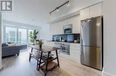 5 Avenue Unit 3532 Toronto W08 Ontario M9A0C8