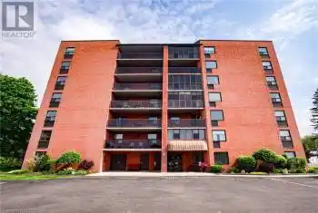 5 MILL POND Court Unit# 402, Simcoe, Ontario N3Y5J6, 2 Bedrooms Bedrooms, ,2 BathroomsBathrooms,Condo,For Sale,MILL POND,40629043