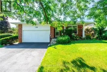 154 HENDRIE Avenue, Burlington (Bayview), Ontario L7T4C2, 4 Bedrooms Bedrooms, ,4 BathroomsBathrooms,All Houses,For Sale,HENDRIE,W9239362