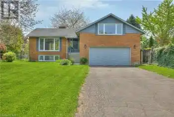 1 TOTTENHAM COURT Court, Niagara-on-the-Lake, Ontario L0S1J0, 4 Bedrooms Bedrooms, ,4 BathroomsBathrooms,All Houses,For Sale,TOTTENHAM COURT,40629452