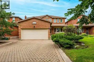 26 Dicarlo Drive Vaughan (Maple) Ontario L6A1K4