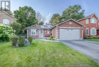 38 Crompton Drive, Barrie (Little Lake), Ontario L4M6N1, 4 Bedrooms Bedrooms, ,3 BathroomsBathrooms,All Houses,For Sale,Crompton,S9244396