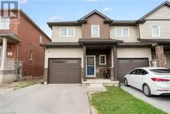 10 HARMONY Way, Thorold, Ontario L2V0B6, 2 Bedrooms Bedrooms, ,4 BathroomsBathrooms,All Houses,For Sale,HARMONY,40631636