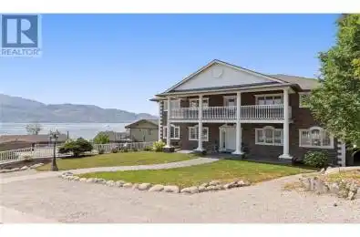 5318 Place Peachland British Columbia V0H1X1