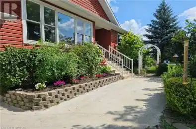 292 BALAKLAVA Street Paisley Ontario N0G2N0