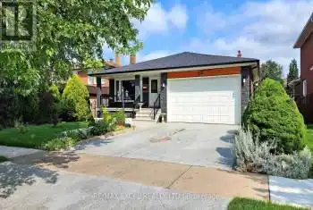 220 Gracefield Avenue, Toronto (Rustic), Ontario M6L1L8, 9 Bedrooms Bedrooms, ,4 BathroomsBathrooms,All Houses,For Sale,Gracefield,W9237804