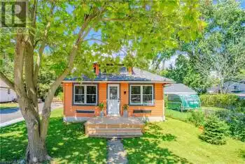 3912 REBSTOCK Road, Crystal Beach, Ontario L0S1B0, 2 Bedrooms Bedrooms, ,1 BathroomBathrooms,All Houses,For Sale,REBSTOCK,40632595