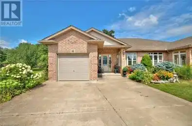 60 BRIDGEWATER Court Welland Ontario L3C7M6