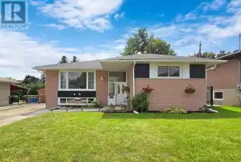 40 Stevens Crescent, Halton Hills (Georgetown), Ontario L7G1B6, 4 Bedrooms Bedrooms, ,2 BathroomsBathrooms,All Houses,For Sale,Stevens,W9251535