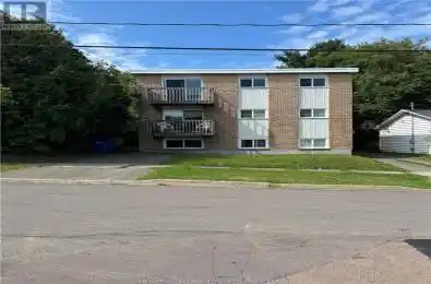 168 168 Leslie Moncton New Brunswick E1C6M8