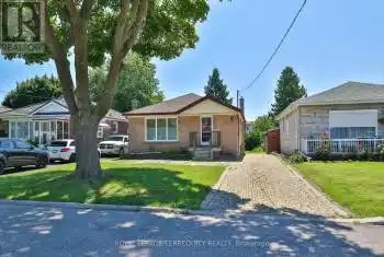 13 Bardwell Crescent, Toronto (Wexford-Maryvale), Ontario M1R1E1, 5 Bedrooms Bedrooms, ,2 BathroomsBathrooms,All Houses,For Sale,Bardwell,E9253019