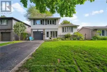 35 FAIRINGTON Crescent, St. Catharines, Ontario L2N5W3, 4 Bedrooms Bedrooms, ,2 BathroomsBathrooms,All Houses,For Sale,FAIRINGTON,X9254230