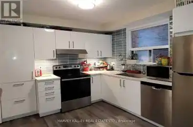 315 Grove Unit Unit 2 Toronto Ontario M6P2H6