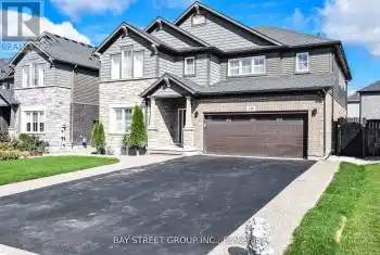 490 Silverwood Avenue, Welland, Ontario L3C0C6, 4 Bedrooms Bedrooms, ,4 BathroomsBathrooms,All Houses,For Sale,Silverwood,X9257488