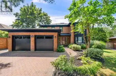 14 Court Aurora Ontario L4G5X9