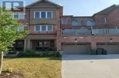 37 Circle Toronto Ontario M1J0B1