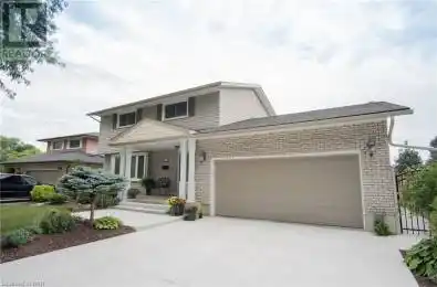 6784 Street Niagara Falls Ontario L2G2H1