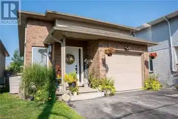 438 SOUTHWORTH Street, Welland (773 - Lincoln/Crowland), Ontario L3B1Z9, 4 Bedrooms Bedrooms, ,2 BathroomsBathrooms,All Houses,For Sale,SOUTHWORTH,X9412166