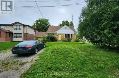 22 Avenue Toronto Ontario M2M1J9